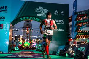 BIB: 5114, 140, 032, 131, 100, 142, 000000
                            <button type="button" onclick="openModal(24863518)" class="btn btn-primary btn-sm float-right btn-popup" data-toggle="modal" data-target=".modal-high-quality">
                        <i class="fas fa-shopping-cart"></i> Add to Cart
                    </button>
                                            <button type="button" onclick="isThisMe(24863518, true)" class="btn btn-success btn-sm float-right btn-popup btn-isme hidden" data-toggle="tooltip" data-placement="bottom" title="นี่คือรูปของคุณใช่ไหม คลิกที่นี่เพื่อเอาเข้าอัลบั้ม">
                        <i class="fas fa-plus"></i> Add to album
                    </button>
                    <button type="button" onclick="isThisMe(24863518, false)" class="btn btn-warning btn-sm float-right btn-popup btn-isnotme hidden">
                        <i class="fas fa-ban"></i> Remove from album
                    </button>